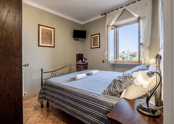 Le Stanze Della Terrazza Sul Borgo Castel del Piano (Tuscany)